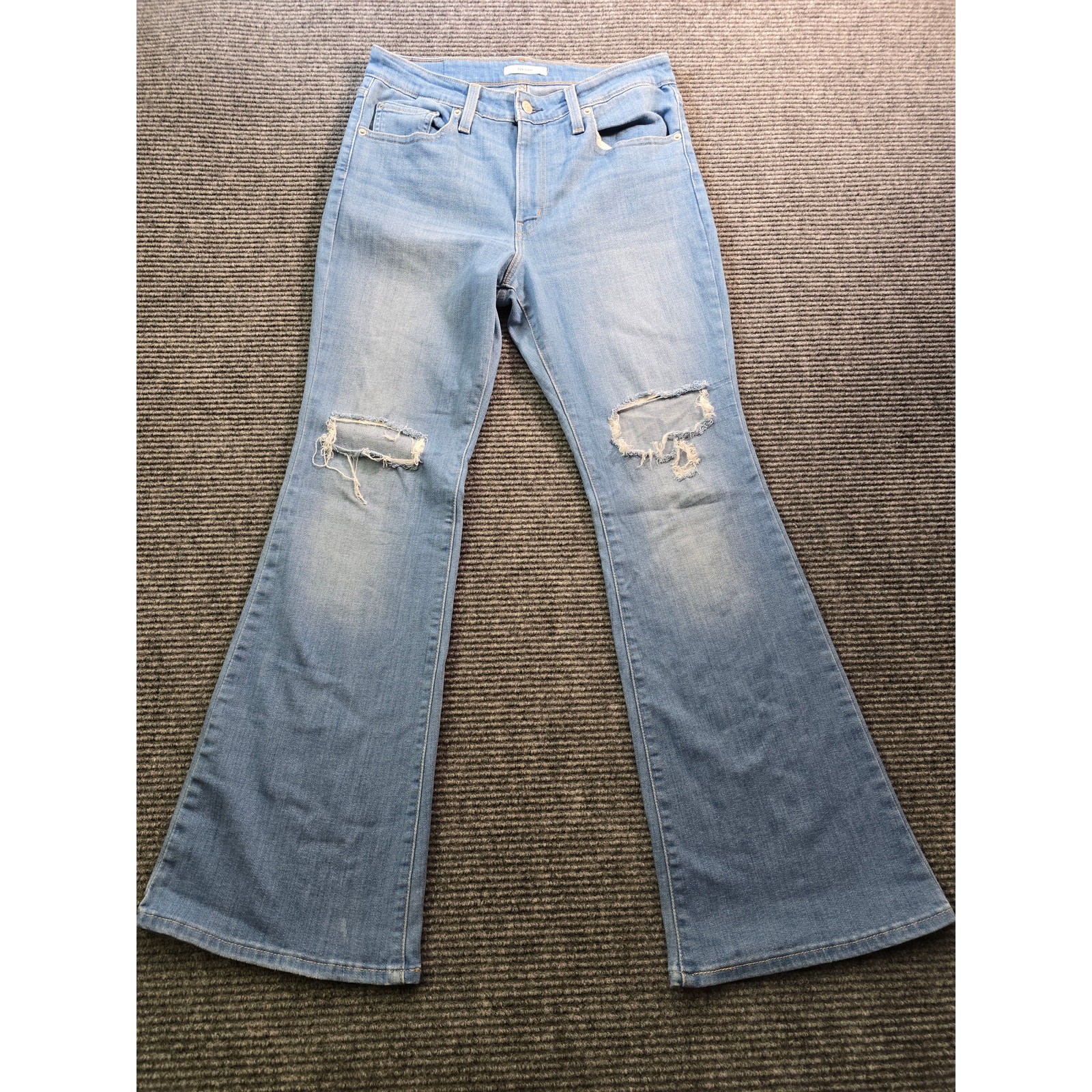 Levi’s 726 Jeans Women's 30x32 Blue Flare Distressed