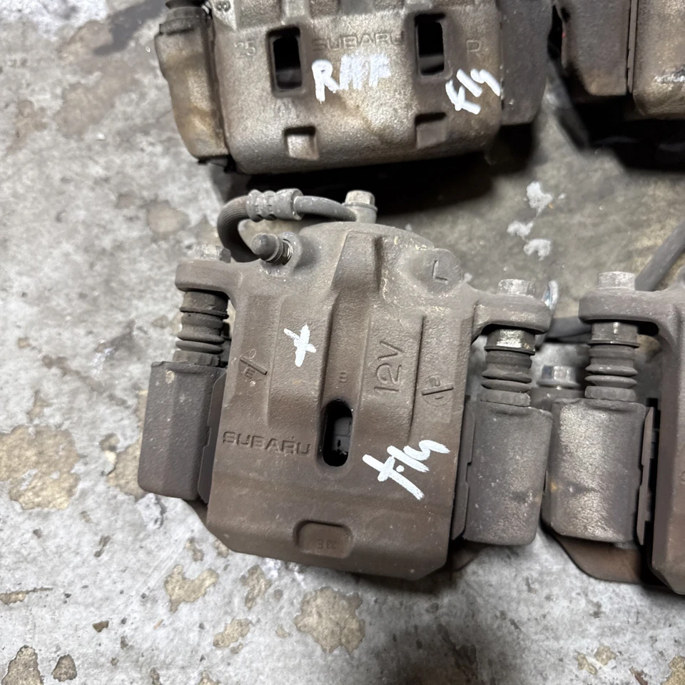 Pinzas de freno Subaru BRZ FRS 2014 OEM Foto 4 de 4