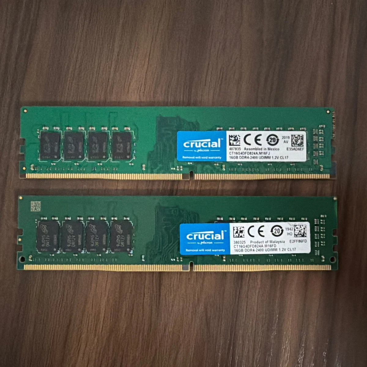 Preços baixos em Crucial PC4-19200 (DDR4-2400) velocidade de