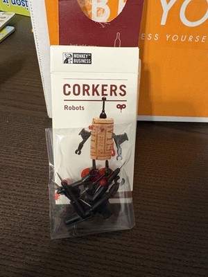 Corkers Robots Korkenverzierung
