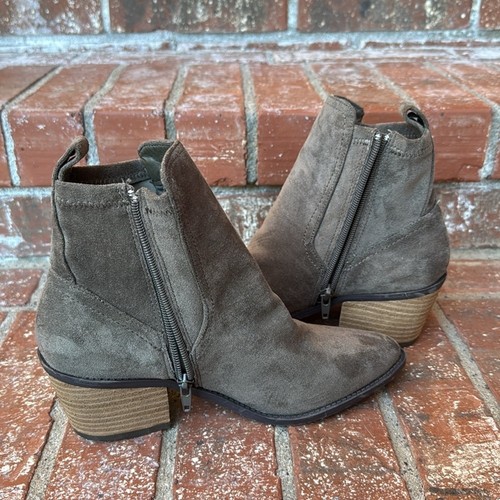 DV by Dolce Vita Oster Western Gray Suede Bootie Women's Size 7 - Picture 6 of 7