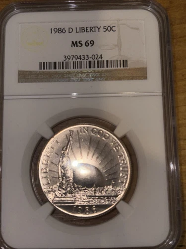 1986-D STATUE OF LIBERTY COMMEMORATIVE HALF DOLLAR, NGC MS69 GRADED COIN