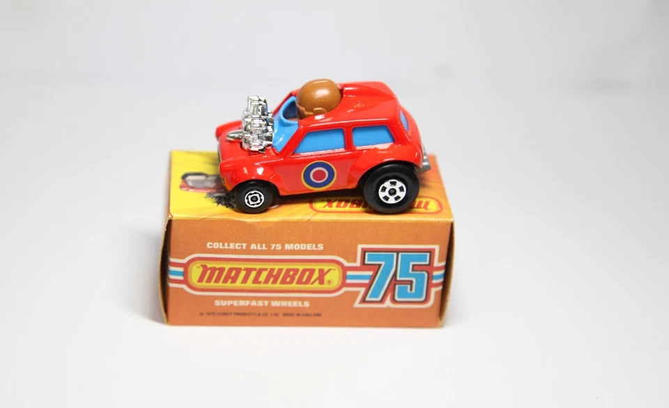 Matchbox супербыстрый новый 14 мини Ha-Ha в оригинальной коробке - отличный винтажный лот 2 - Изображение 2 из 4