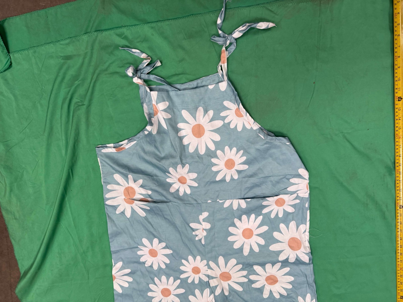 Women’s Blue Floral Daisy Print Dungarees M/L | Adjustable Tie Straps image 9