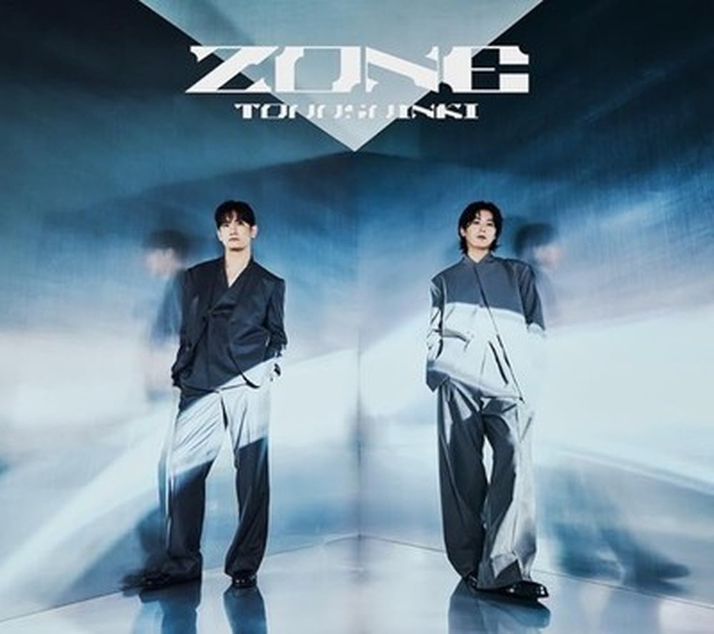 TVXQ-ZONE-JAPAN 2CD+Blu-ray+Card First press Ltd/Ed
