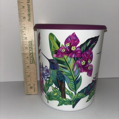 Set Of Two Tupperware Containers 5 1/4 Cup And 12 1/2 Cup