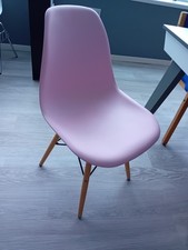 Lounge Chair Plastic Woode Legs - Pastel Pink Colour Comfort Lounge Chair