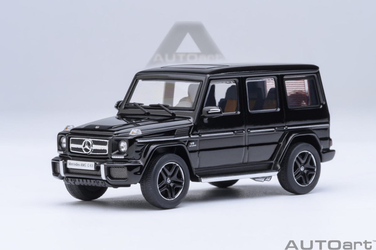 1/18 メルセデスベンツ AMG G63 ブラック 2017 MERCEDES-BENZ AMG G63 G WAGON GLOSS BLACK 1:64 AUTOART 20113