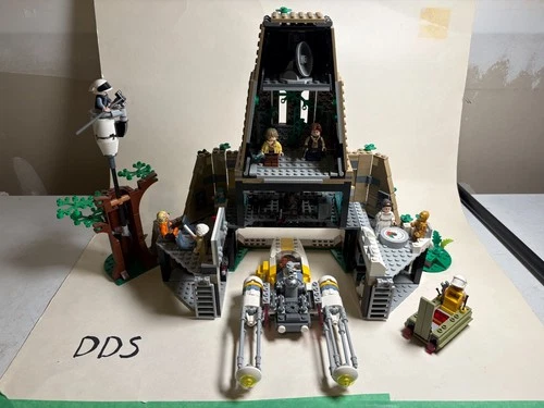 Lego Star Wars 75365 - Yavin 4 Rebel Base (Complete w/Manual, No Box)