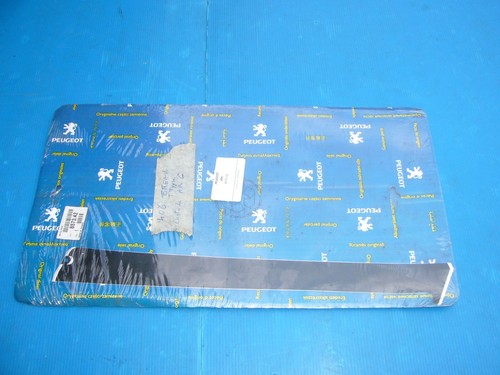 Enjoliveur de vitre de custode gauche pour Peugeot 406 - 第 1/1 張圖片