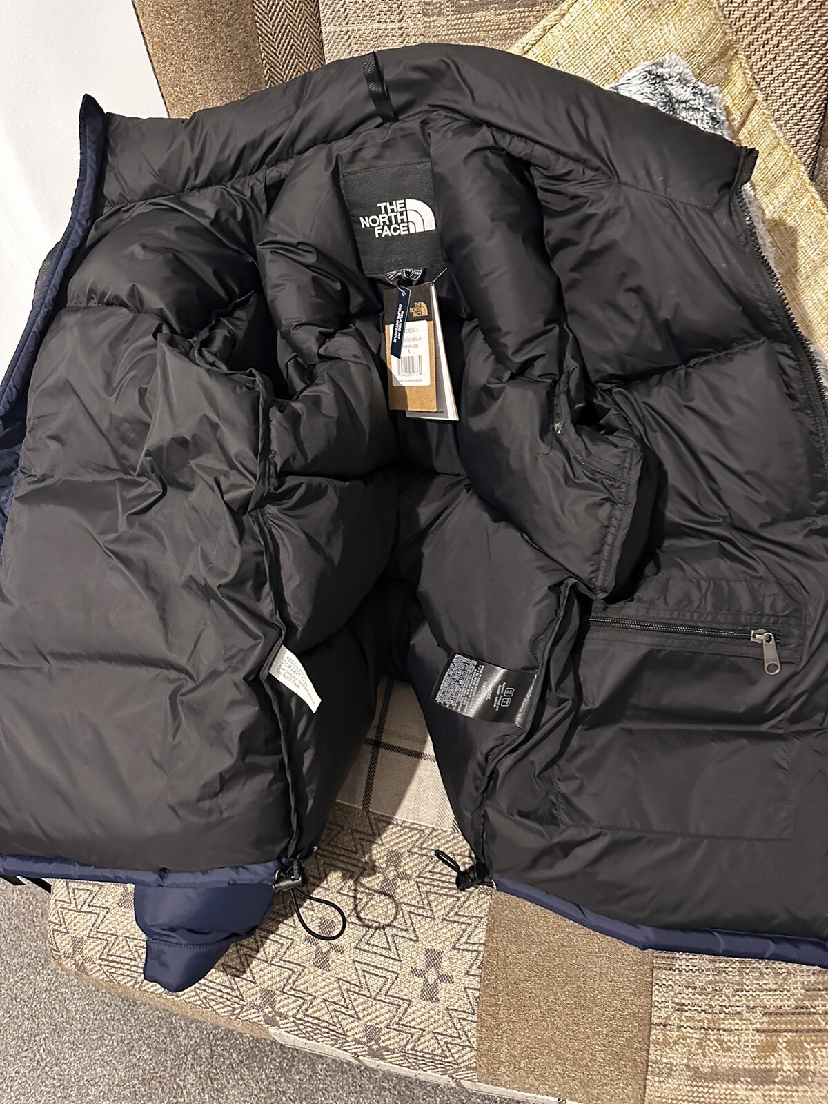 The North Face 1996 Retro Nuptse Jacket 700 Black Men Size Small [Brand
