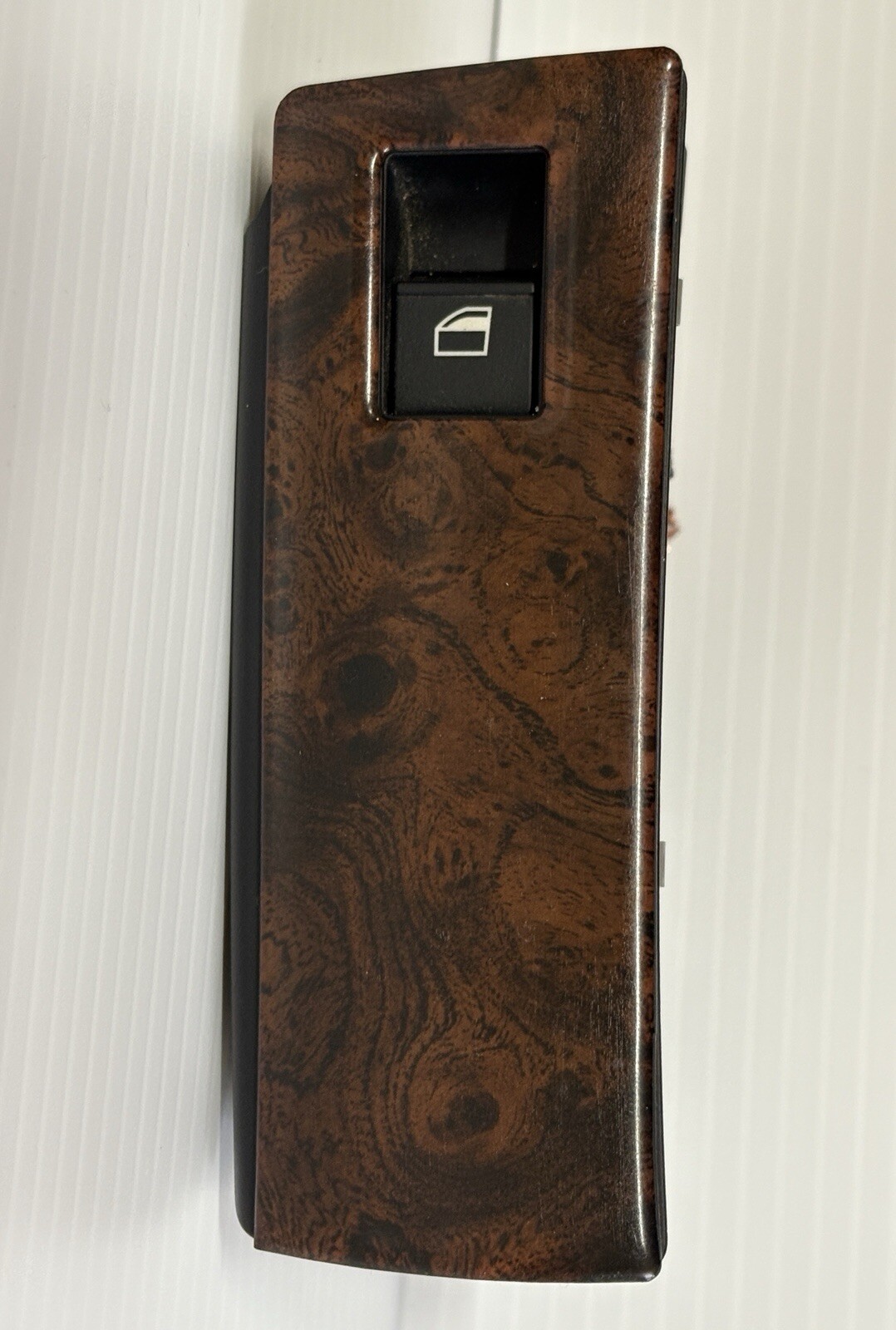 Picture 1 of 8