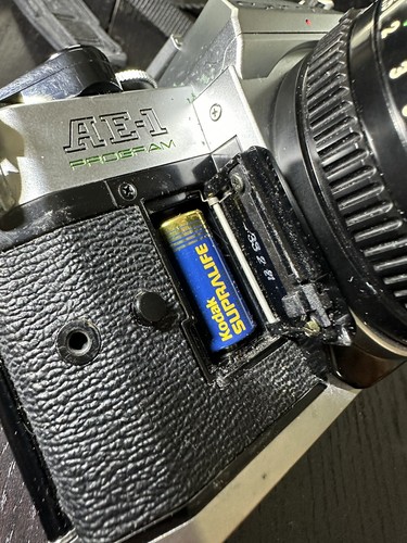 Canon AE-1 Program 35mm Film Camera /Canon FD 50 mm 1:1.8 + Xtra Zoom Lens/Flash - Picture 11 of 21