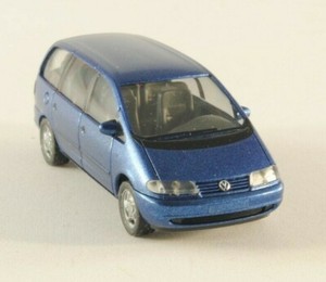 Salvat – Volkswagen Sharan 2001 1/43, Collection Inolvidables, Modèle Réduit Argenté Sur Socle