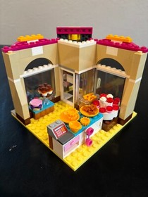 LEGO FRIENDS: Downtown Bakery (41006) - Pieces, all minifigures, retired