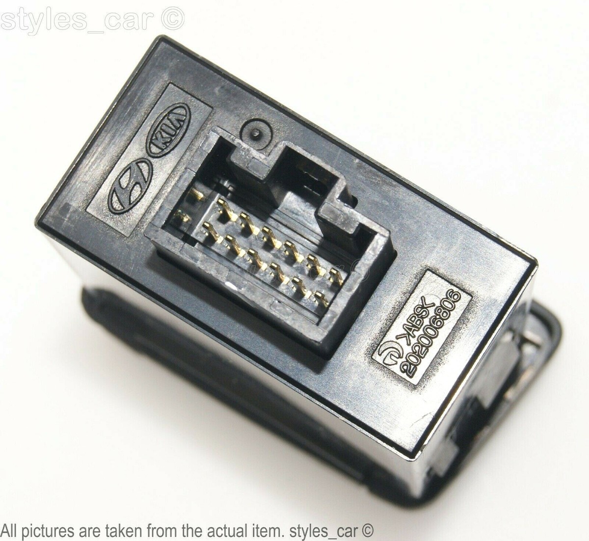 202006806 Genuine Kia Ceed ED SW & Hyundai (07-2012) USB & AUX 