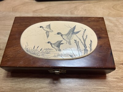 Vintage Colibri Quartz Pocket Watch Duck Gold Toned w/ knife  display picture 2