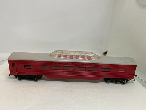 Triang OO Gauge INCREDIBLY RARE R27 Triang Railways Coach Made in New Zealand - Picture 3 of 12