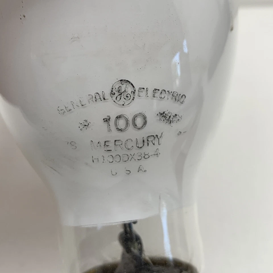 GE H100DX38-4 Mercury Vapor HID 100-Watt Lamp Light Bulb 100W BT23.5 USA - Image 3 of 4