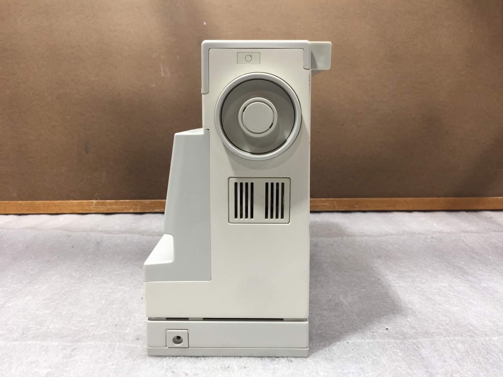 Pfaff Creative 1475 CD Sewing Machine w / No Pedal * For Parts and