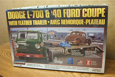 Ｍ 🔥LINDBERG 73068 Dodge L-700 & '40 Ford Coupe With Flatbed