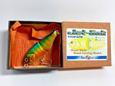 11258) ARCADIA REEF Jet Link Hand Made Wood Carving Model JL Bluegill