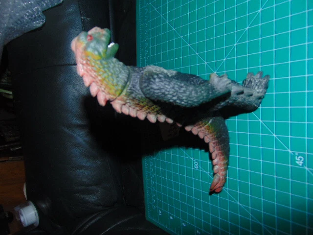 Godzilla 1987 - 6" - raro - Soma brilla en la oscuridad Foto 3 de 4