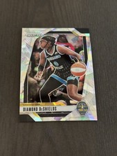 2024 Panini Prizm WNBA Silver Cracked Ice Prizm #8 DIAMOND DeSHIELDS