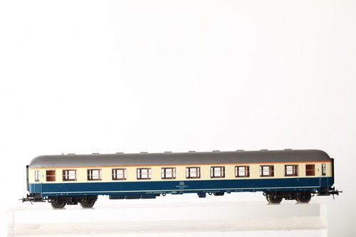 Roco H0 Personenwagen 1.KL.  DB 51 80 10-70 121-8  Aüm  blau beige  (355177) | Condition: Gebraucht