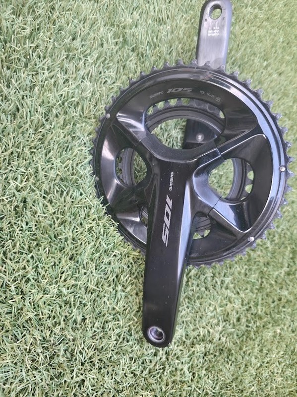 Shimano 105 R7100 34x50t, Double chainring 12 Speed - Light use on demo bike
