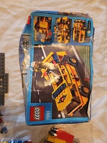 LEGO City 7891 Airport Fire Truck  RARE! Engine Emergency Rescue Town