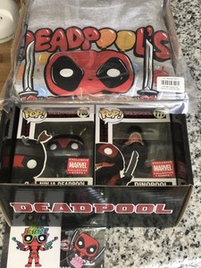 Funko POP! Marvel Collector Corps EXCL. DEADPOOL 30th Anniversary Box SIZE MED | eBay