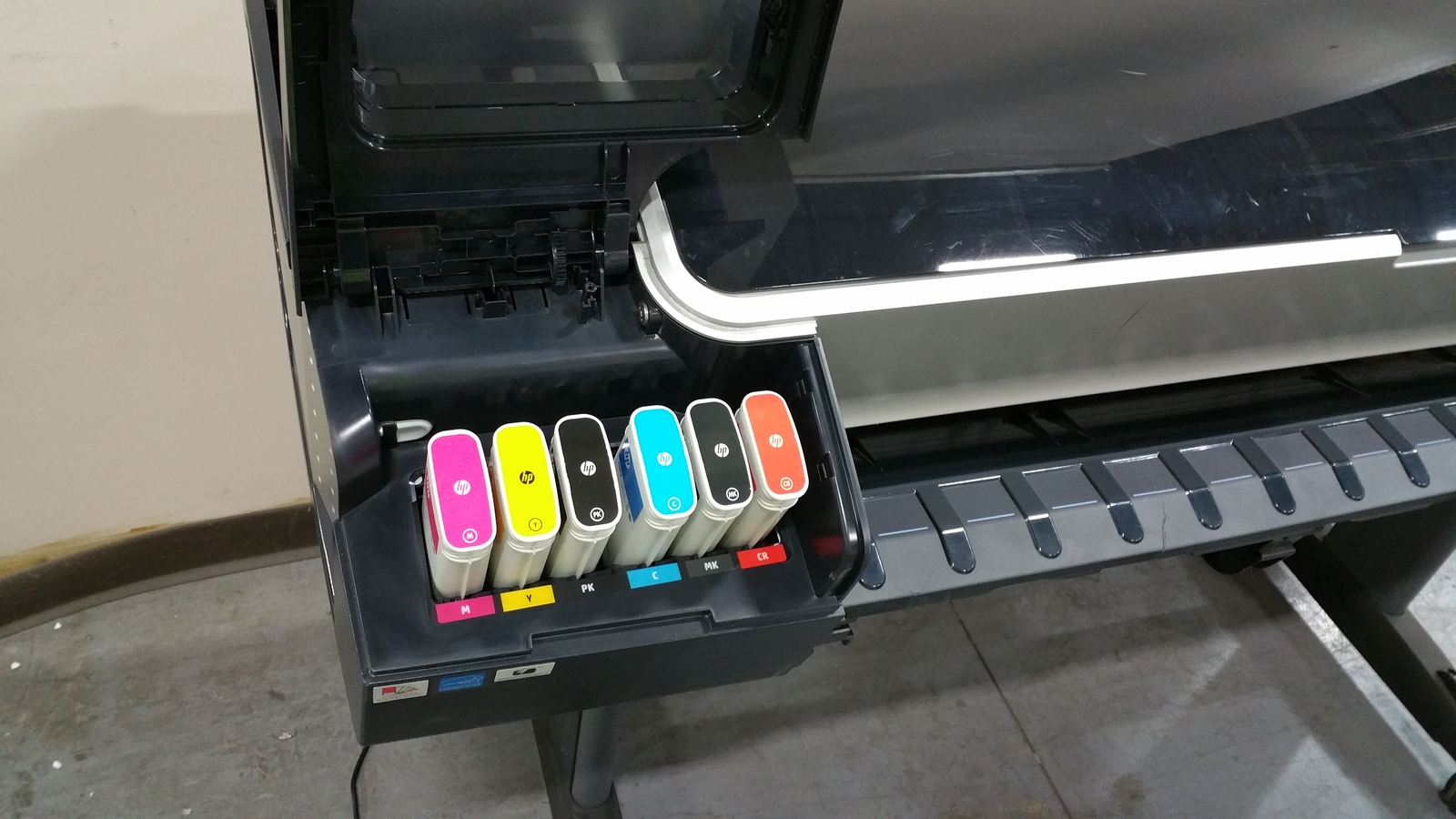 HP 44in PostScript DesignJet Z5600 USB Color PostScript Printer eBay