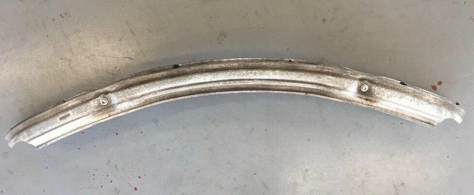 Barra de refuerzo delantera BMW 325i 325xi 325ci 330i 330xi 2001-2005 51118195300  Foto 3 de 4