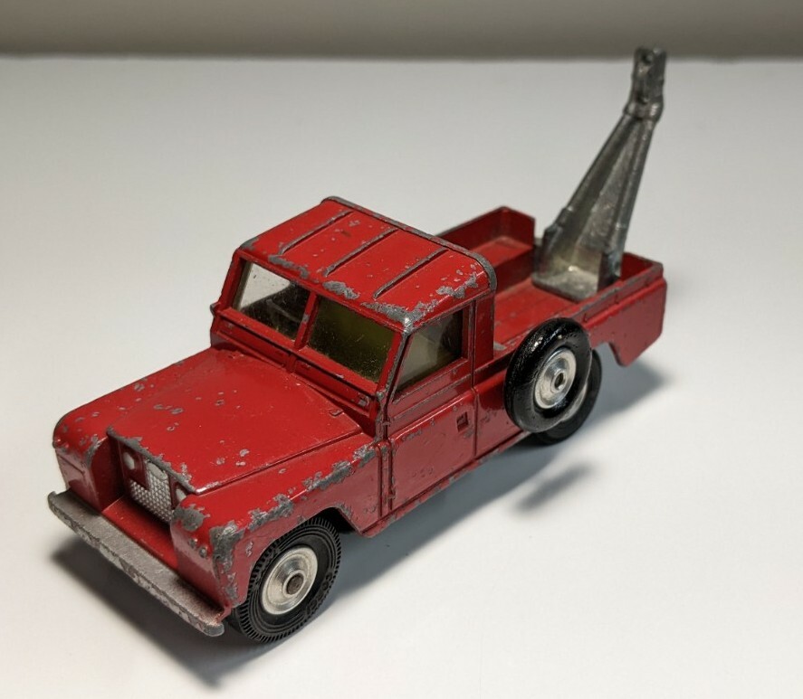 Corgi Toys #417 Land Rover 109 W.B. Breakdown Service Tow Truck 1