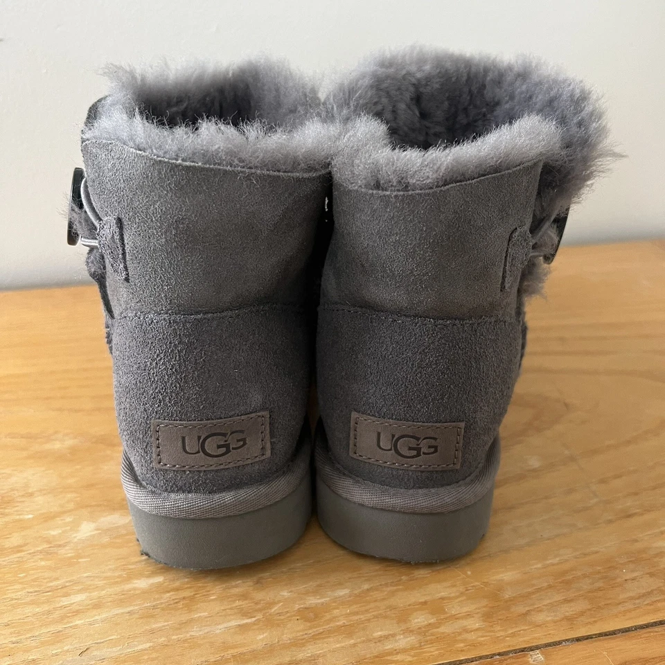 Grey Uggs Mini Bailey Button - Image 3 of 4