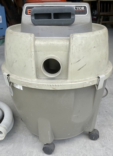 BISSELL Carpet Machine Plus 1630 