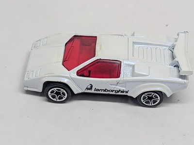 1985 Matchbox Lamborghini Countach LP500S Pearlescent White/Red