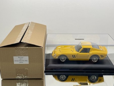BBURAGO 3011 FERRARI 250 GTO 1962 -YELLOW 1:18 rare color- GOOD IN SHOWCASE