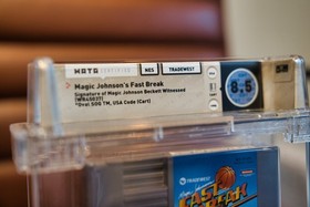 Magic Johnson Signed Magic Johnson's Fast Break NES WATA 8.5 Cart Beckett BAS