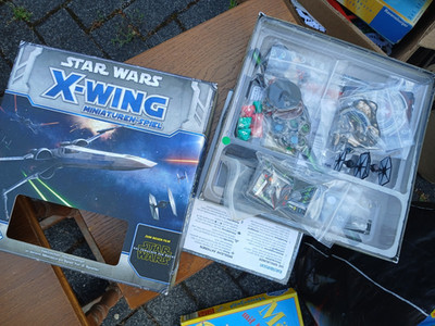 Fantasy Flight Games Star Wars X-Wing Miniatures Game Starterset, Kunststoff