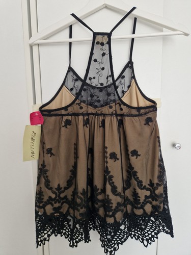 Rebellion USA Halter Neck Lace Sequins Embroidered Top Size M Black Cream Womens - Picture 12 of 14