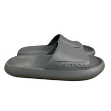 Nautica men  s Slippers Size 11  box 41