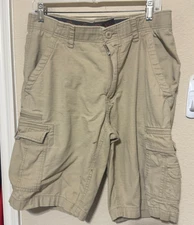 Wearfirst cargo hiking shorts men's 32x10 beige khaki rip-stop stretch outdoor