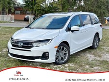 2025 Honda Odyssey Touring Van 4D