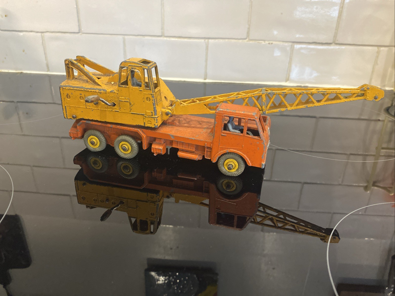 A Dinky diecast 20 ton lorry mounted crane, No 972, boxed