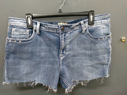 Earl Jean Womens Bedazzled Cut Off 
