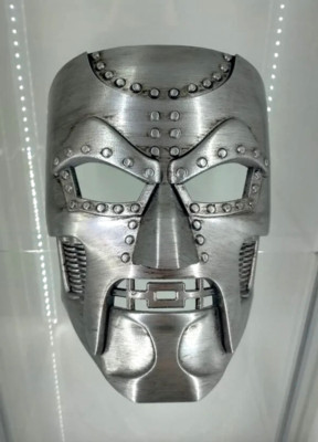 Dr. Doom 3D gedruckte Maske Modellbausatz