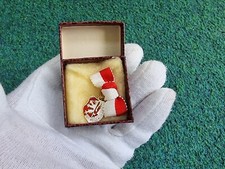 Sports pin pins red white Klüb Kassel Warburg 2. 10 . 65 sen D4