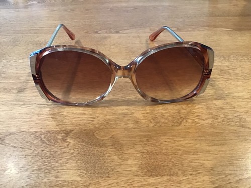 RARE FABERGE FRANCE 70 LADIES VINTAGE COL-45030 SUN GLASSES EXCELLENT CONDITION